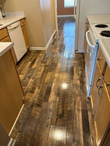 Project Transformative Floor Cleaning for Airbnb Delight image