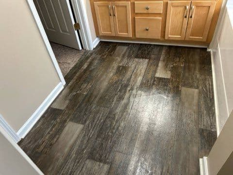 Transformative Floor Cleaning for Airbnb Delight